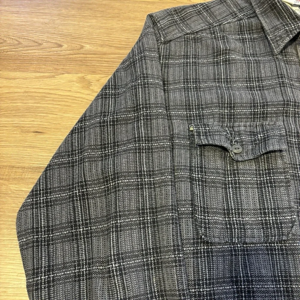 Vintage Levis Shirt Jacket Men's Small Grey Black Plaid Flannel Shacket Oversize - Picture 3 of 15